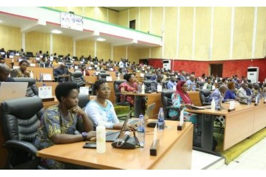 Umudepite yinubiye ko we na bagenzi be basigaye bagenda n’amaguru mu Burundi