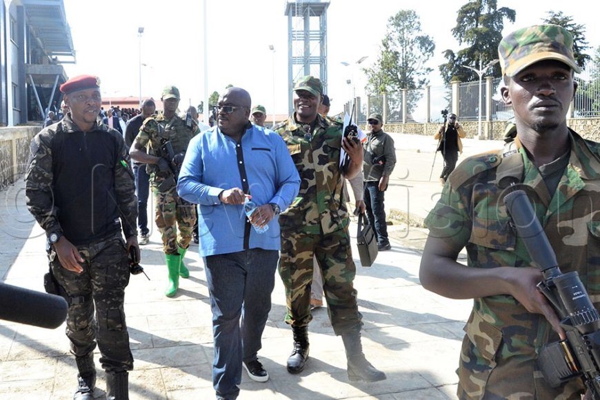 Kagame na Museveni bari kumwe natwe twafata Kinshasa mu mezi 2 gusa - Bertrand Bushinwa