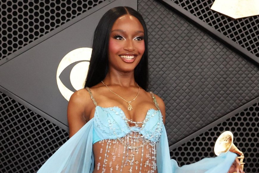 Umuhanzikazi ugezweho muri Nigeria Ayra Starr yinenetse kubikanu by'abahanzi bagenzi be