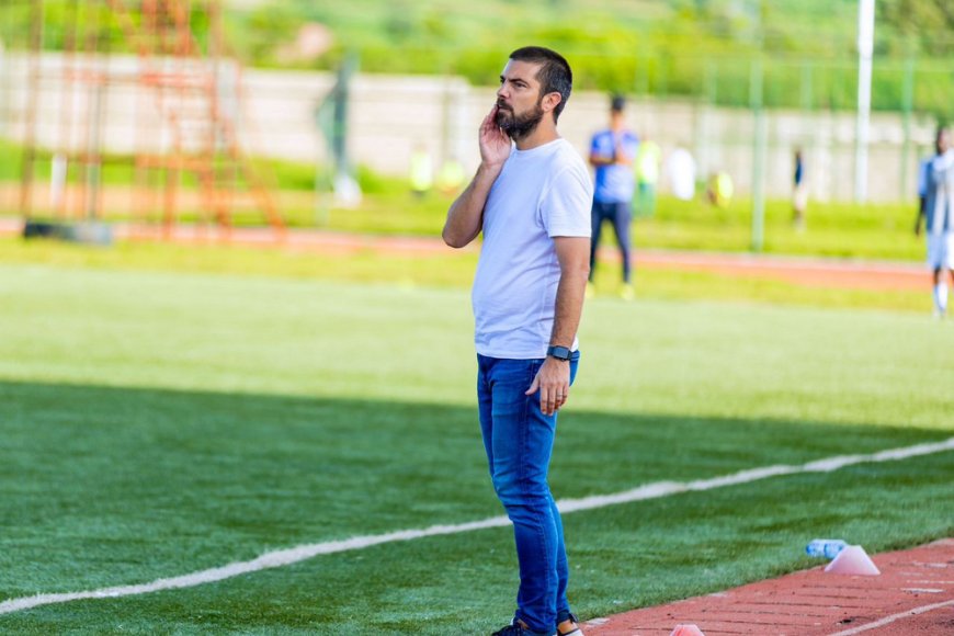 Julien Mette yiniguye ku mibanire ye n'ikipe ikunzwe na benshi mu Rwanda, ibyo kuyirega muri FIFA