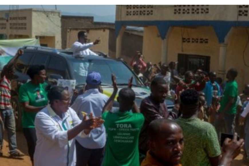 Dore isezerano rikomeye Dr Frank Habineza yahaye   abaturage bamwakiriye neza i Nyagatare