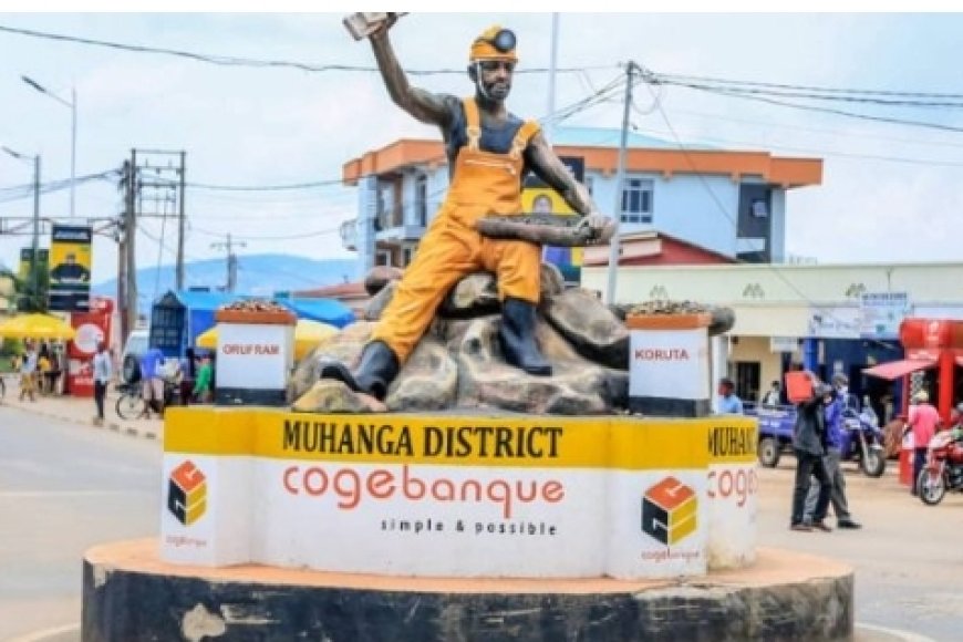 Muhanga: Umugabo usa nkutagira umutima yishe umugore we amutemye mu mutwe  amukata n'ijosi arahorahoza