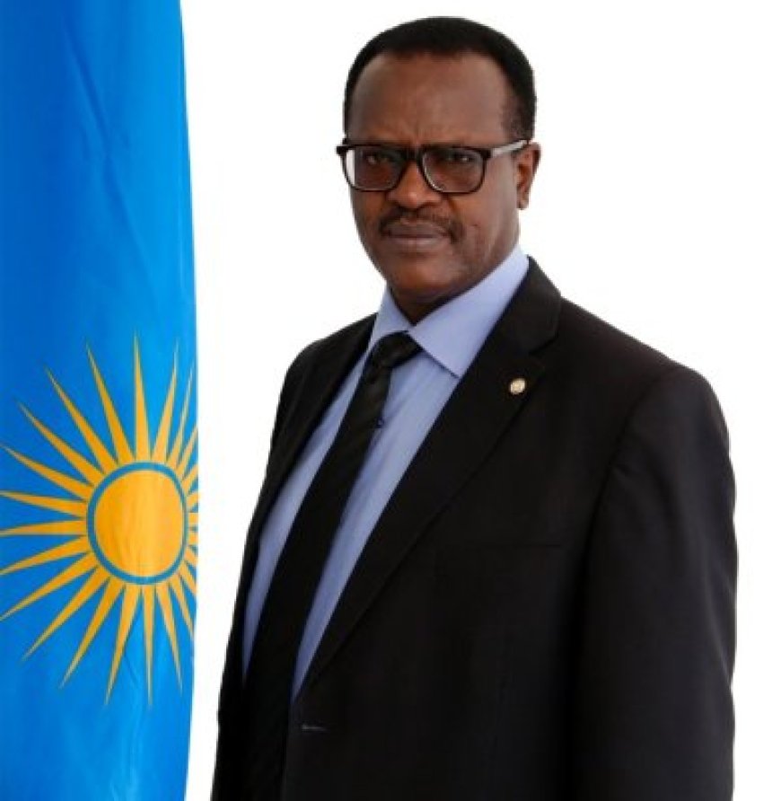 Senateri Mupenzi George yeguye