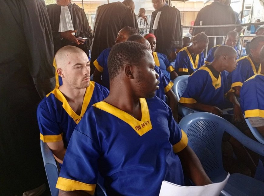 Abantu bagera kuri 53 bakekwaho gushaka guhirika ubutegetsi bwa Tshisekedi bagejejwe imbere y’urukiko rwa Gisirikare