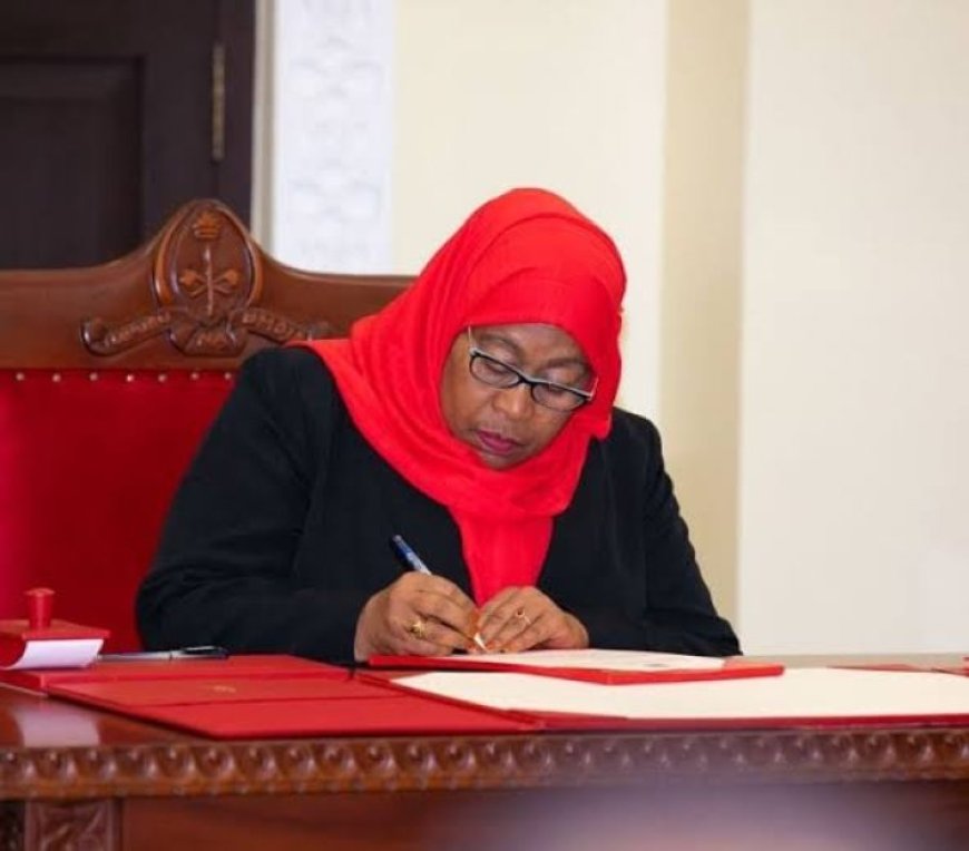 Perezida wa Tanzania Samia Hassan Suluhu yakoze impinduka mu bayobozi batandukanye ahera ku mukuru w'Intara ucyekwaho gusambanya Umunyeshuri