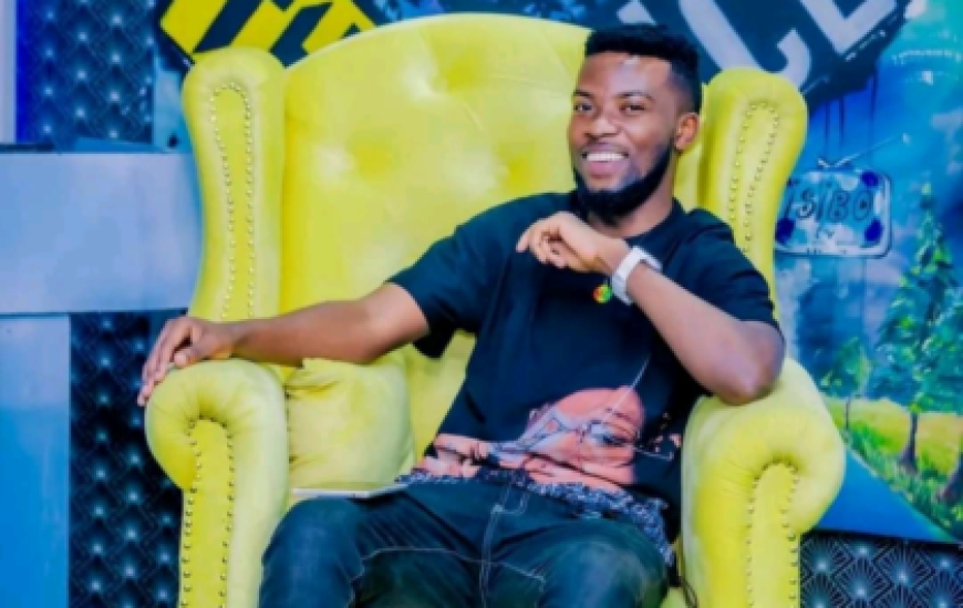 Babu ukorera Isibo TV, wari umaze iminsi atawe muri yombi yakatiwe amezi 3 asubitse