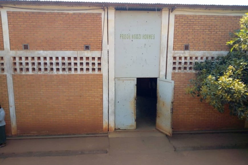 Burundi: Abagororwa bafungiwe muri gereza nkuru ya Ngozi  inzara iravuza ubuhuha kuri bo