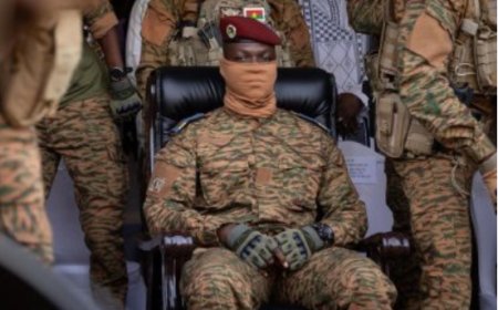 Capitaine Ibrahim Traoré yasimbutse coup d’état ubugira 16