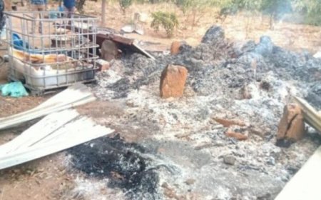 Umugabo wakoraga akazi k’ubushumba yashatse kwihorera kuri Sebuja warumwirukanye atwika inzu yabagamo nawe birangira ahiriyemo