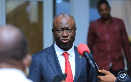 Leta ya RDC bikomeje kugorana kugeza naho Umunyamabanga Mukuru w’ishyaka rya Tshisekedi yegujwe bikarangira abyanze