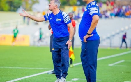 Umutoza wa Rayon Sports Robertinho yitwaje abanyamahanga nyuma yo gutakaza umukino wa mbere