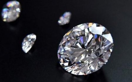 Biratangaje! Diyama ifite toni ebyiri yabonetse muri Botswana