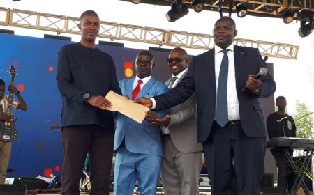 Kayonza: Ubuyobozi bukuru bw'itorero ADEPR bwatanze Mituweli 600 kubaturage batishoboye