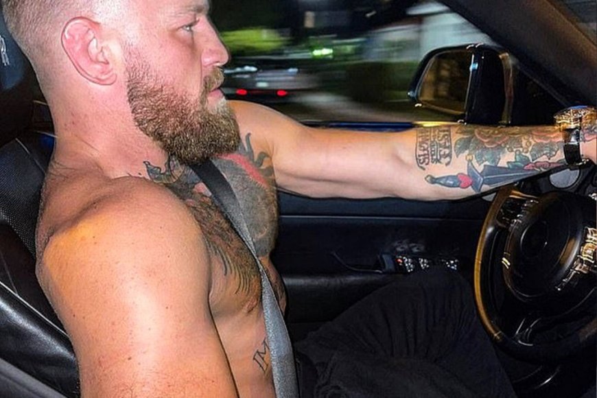 Champion w'isi mu mukino witera makofe Conor McGregor yahawe ibihano bikomeye kubera gutwara nabi mu muhanda