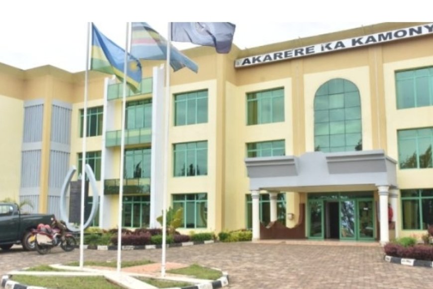 Kamonyi: Mukamutana Francine   wari warananiranwe n’umugabo yivuganye Se w’imyaka 93