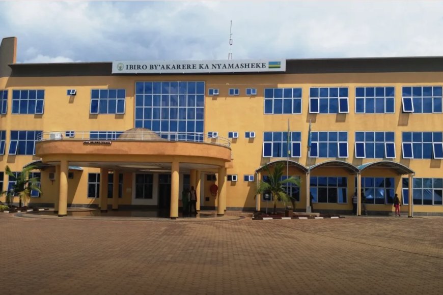 Uwari Umukuru w’Umudugudu yasanzwe munsi y’ikiraro yapfuye