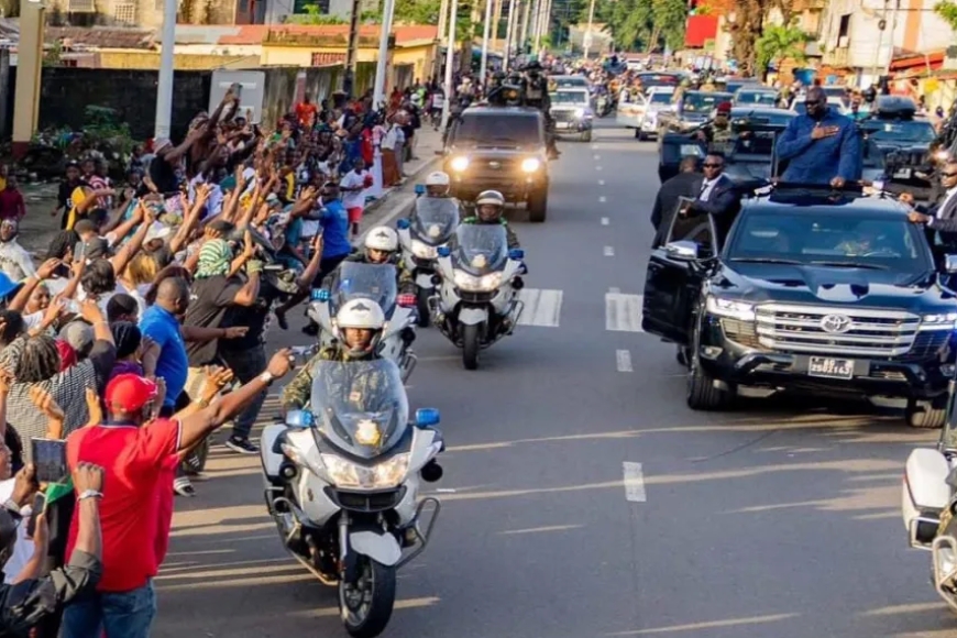 Umuperezida uherutse kwitabira ibirori byo kurahira kwa Paul Kagame yakiriwe bidasanzwe mugihugu cye (Amafoto)