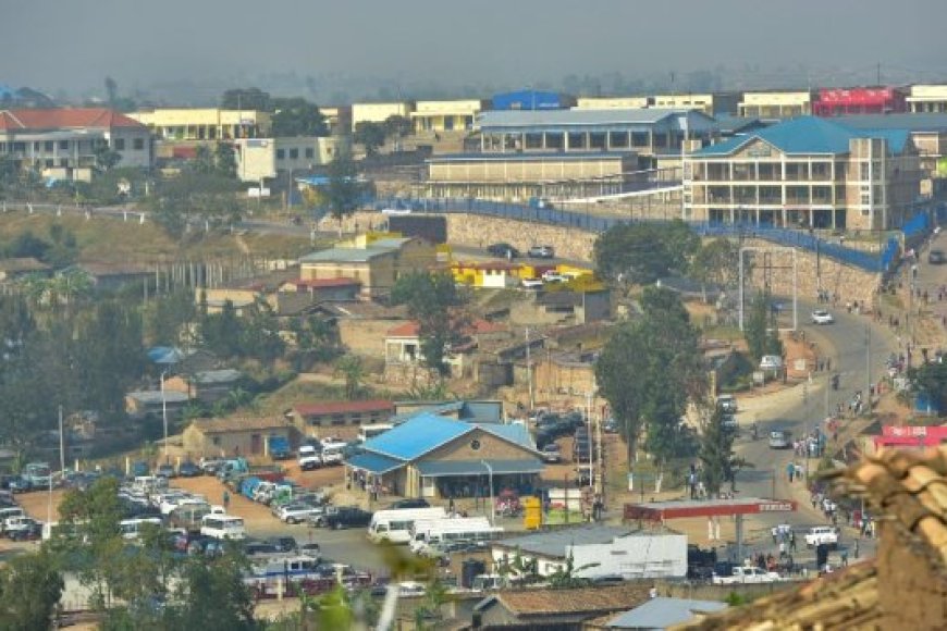 Ruhango: Umunyonzi yasanzwe amanitse mu giti