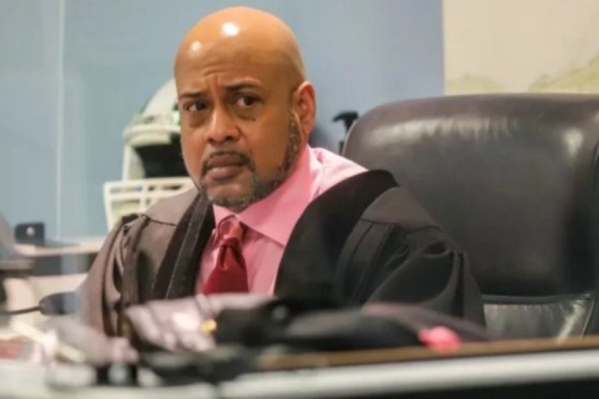 Umucamanza ari mumazi abira nyuma yo kwambika amapingu umwana muto amuziza ko yasinziriye mu rukiko