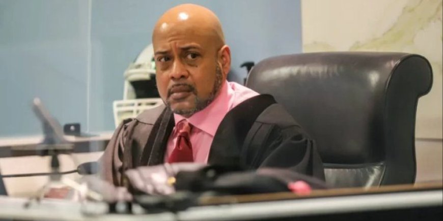 Umucamanza ari mumazi abira nyuma yo kwambika amapingu umwana muto amuziza ko yasinziriye mu rukiko