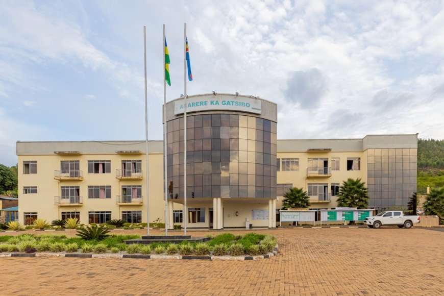 Gatsibo: Umusore w'imyaka 25 w'umujura yishe umugore amwicishije ishoka anaruma ugutwi k’umugabo we agukuraho