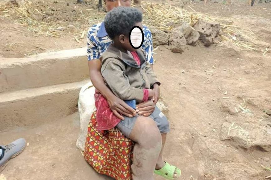 Burera: Umubyeyi avuga ko akeneye miliyoni 5 kugira ngo avuze umwana we wavukanye ubumuga bw’akaguru