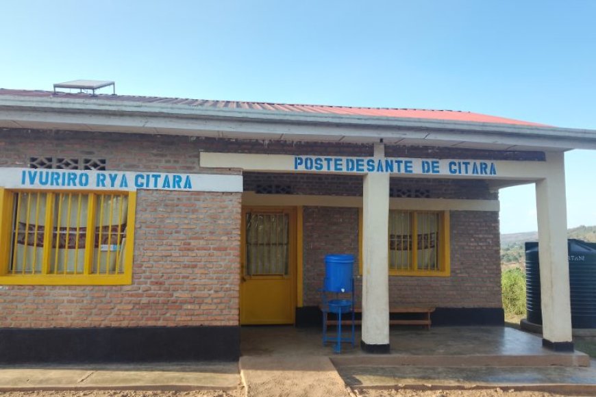 Kayonza: Bamwe mu baturage bahangayikishijwe nuko barembera mu ngo kandi barishyuye mituweli