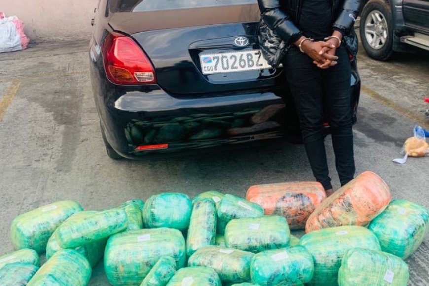 Rubavu: Polisi y’u Rwanda  yafashe umugabo w'imyaka 43 y’amavuko wari utwaye mu modoka imifuka 40 y’urumogi