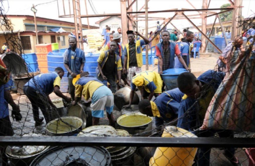 RDC: Umuyobozi wa Gereza ya Makala uri guhigishwa uruhindu burya yari yaratanze intabaza bamwima amatwi