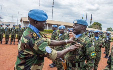 Ingabo z’u Rwanda zambitswe imidali zishimirwa ubwitange bwazo mu kugarura amahoro