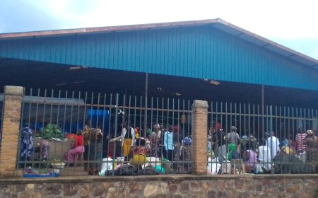 Nyagatare: Abaturage barema isoko rya Rukomo by’umwihariko abahacururiza baratabaza