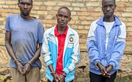 Abayobozi bagaragaye bahondagura umuturage bafunzwe