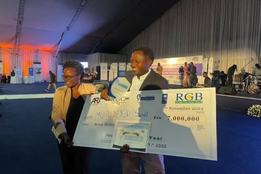 Dore Umunyamakuru wa RADIOTV10 wabaye udanzwe  akegukana igihembo cy’umwaka mu Rwanda