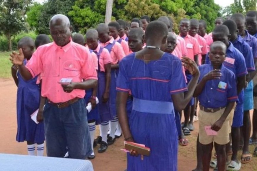 Yakoze ikizamini gisoza amashuri abanza ku myaka 54