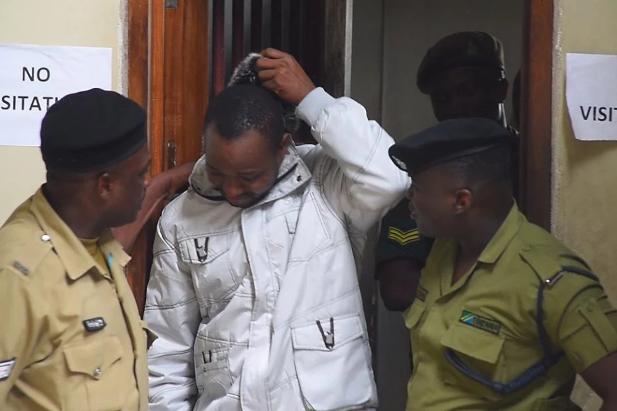 Umugabo yishe umugore we amutwitse ivu aritaba mu murima ateraho urutoki