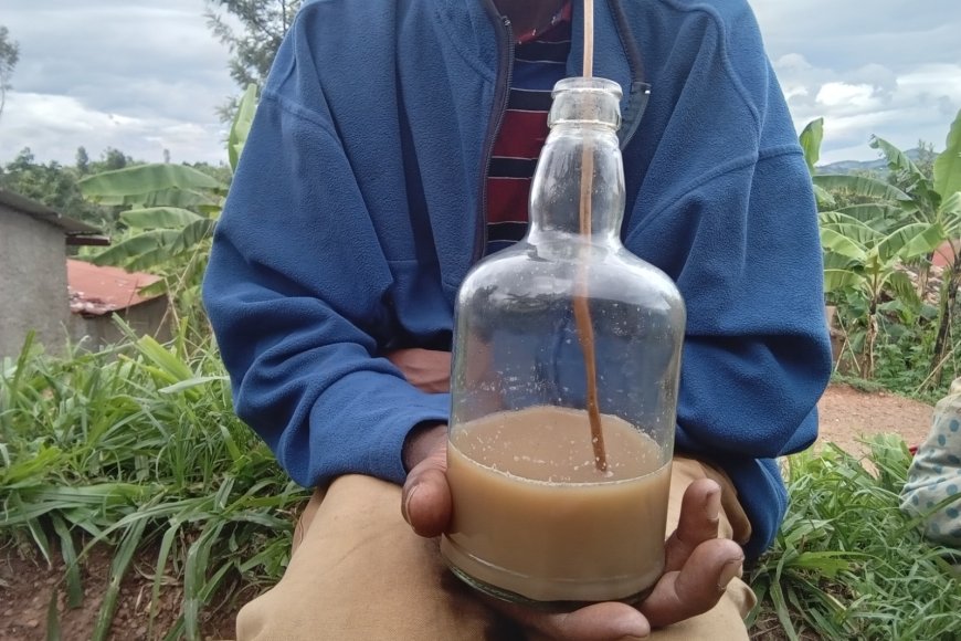 Rutsiro: Abagore baratabaza nyuma yuko bahozwa ku nkeke n’abagabo babo banywa inzoga z’ibitoki zivanze n’ibyuma