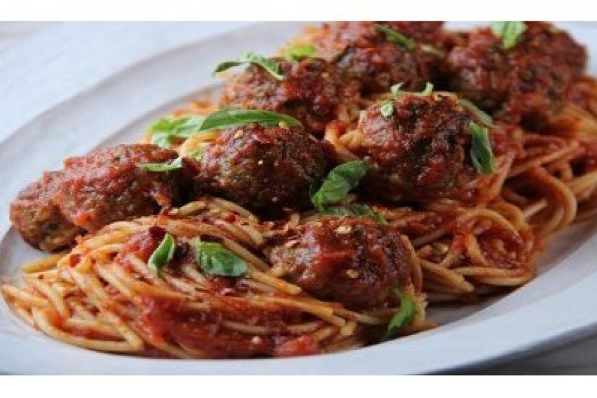 Gatsibo: Umusore yacunze nyiri Resitora yiba inyama ku isahane arayimira iramuniga birangira apfuye