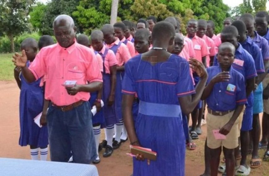 Yakoze ikizamini gisoza amashuri abanza ku myaka 54