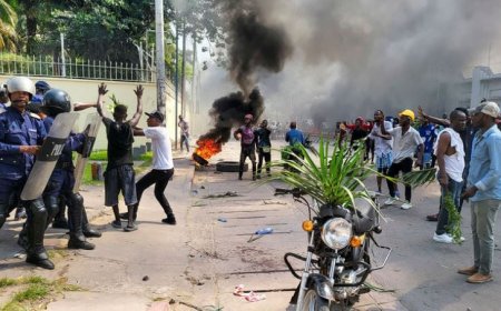 Abanyekongo bigaragambije batwika Ambasade zirimo iy’u Rwanda