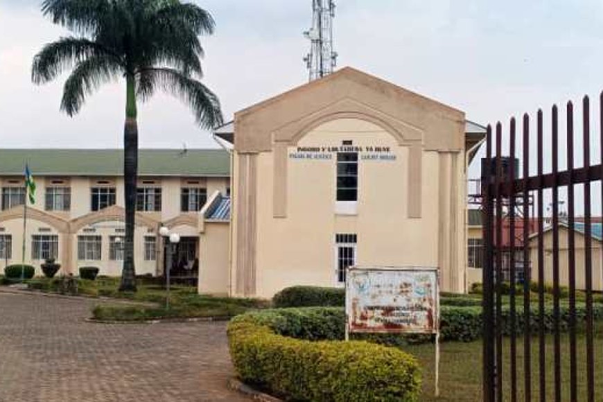 “Abarezi” bavugwaho gusambanya umunyeshuri bakamutera inda bararekuwe