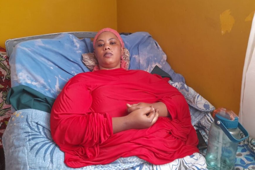 Niba ufite umutima ufasha mufashe kuko arasaba ubufasha : Umugore umaze imyaka 10 arwariye mu Bitaro arasaba ubufasha