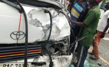 Nyamasheke: Imodoka yo mu bwoko bwa Toyota Coaster yakoze impanuka igonganye nindi hakomereka abantu 6