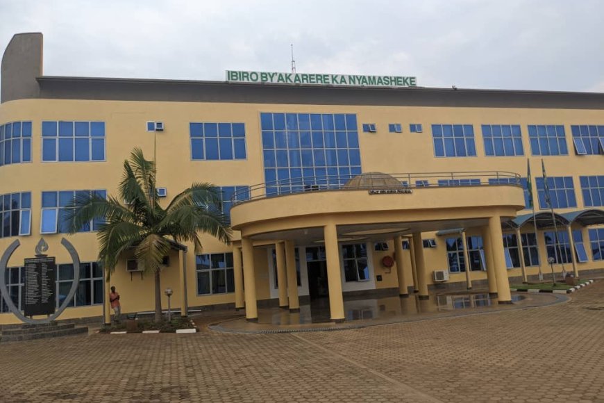 Nyamasheke: Umugabo wishe atemye abantu babiri barimo n'umugore we warutwite yarashwe