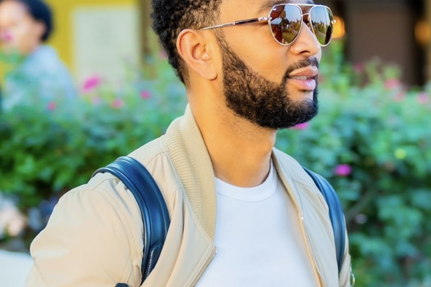 Umuhanzi John Legend yamaze kugera muri Kigali