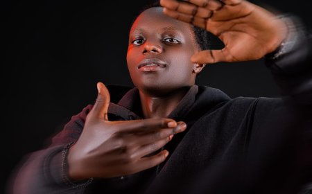 Kega Dolphin Mwakunze kuri 'Freestlye' yasohoye indirimo yitwa IBYAWE (Video)