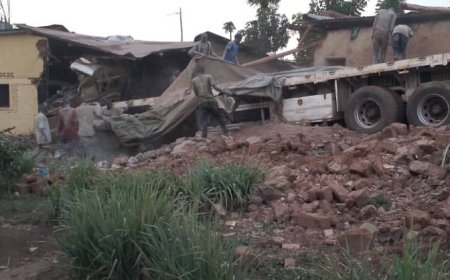 Kirehe: Ikamyo yinjiye mu nzu, yica umugore n’umwana