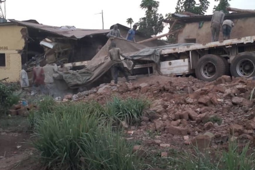 Kirehe: Ikamyo yinjiye mu nzu, yica umugore n’umwana