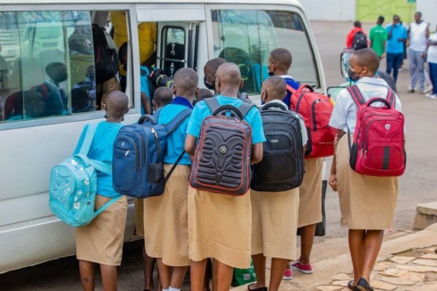 ITANGAZO KU NGENDO Z'ABANYESHURI BIGA BACUMBIKIRWA MU GIHE CYO KUJYA MU BIRUHUKO (IGIHEMBWE CYA 2 UMWAKA W'AMASHURI WA 2024/2025)