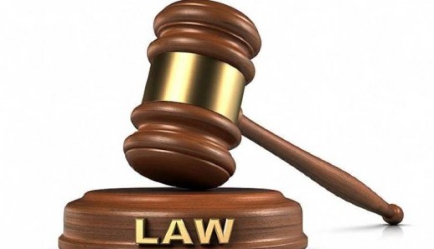 Ruswa no gusoma imanza zitanditse byirukanishije abimbere!  batatu birukanywe, bane bahagarikwa by’agateganyo - mu nkiko hanyuzemo umweyo!