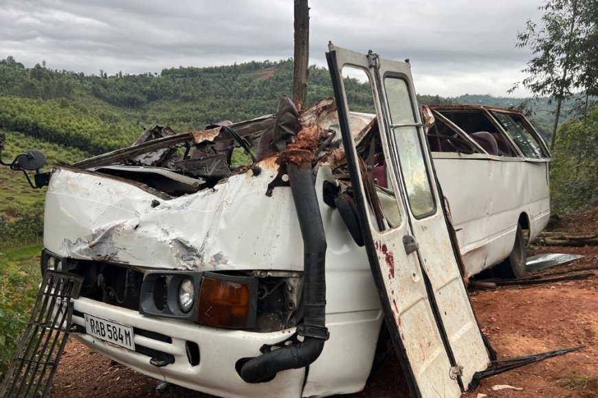 Huye: Impanuka y’imodoka yakomerekeje abagenzi benshi ndetse ihitana umushoferi